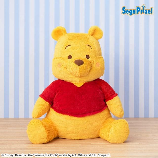 ディズニー】くまのプーさん 赤いほっぺ グランデぬいぐるみ おすわり
