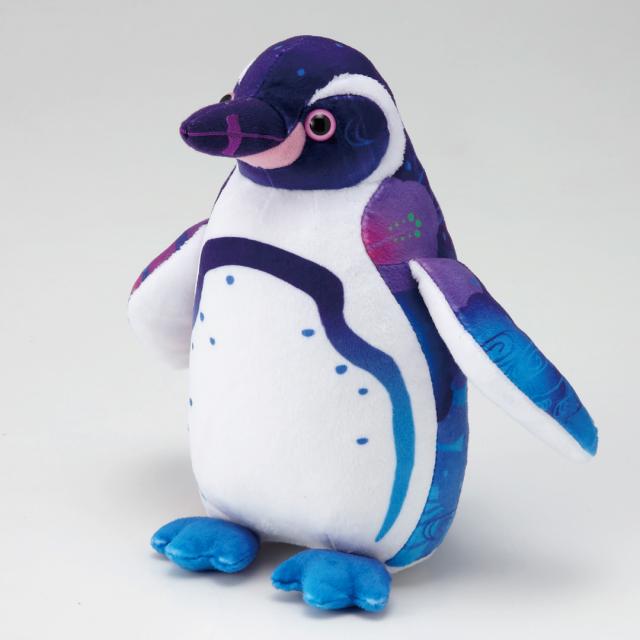 DMMかりゆし水族館】ぬいぐるみ 紅型ペンギン | クレーンゲーム最前線