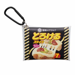 【Bスライスチーズ とろけるスライス】雪印メグミルク カラビナ付きミニクリアポーチ